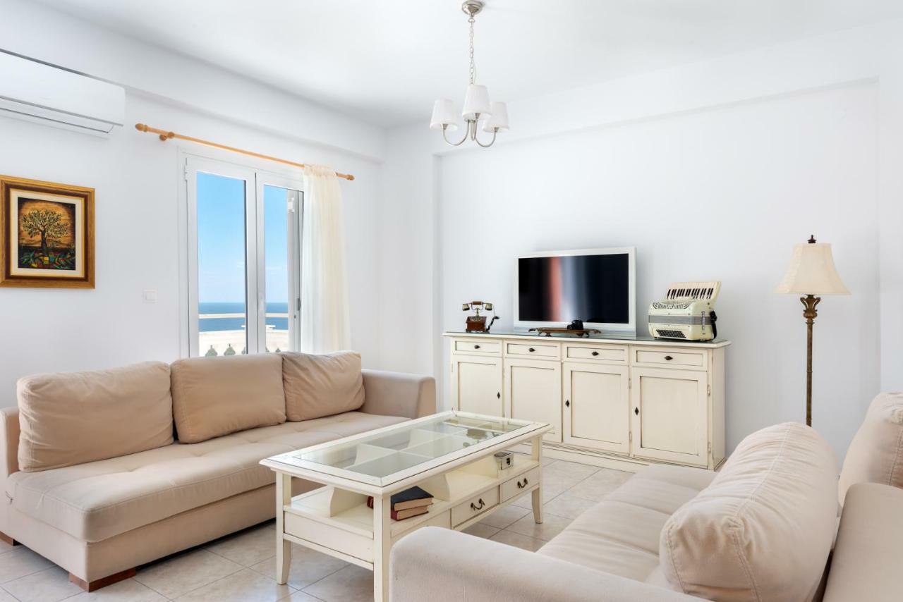 Pernari Apartments Spartià Buitenkant foto
